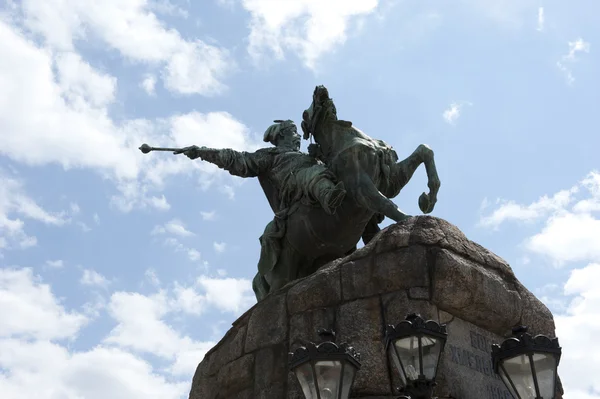 Monument voor bogdan khmelnitskiy — Stockfoto