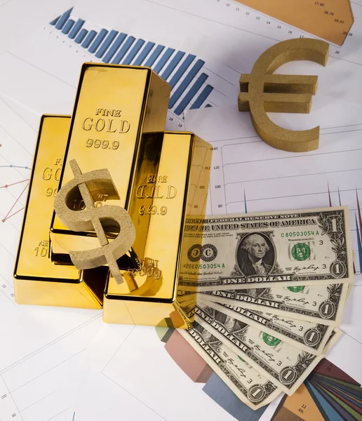 Pénzügyi mutatók, diagram, aranyrúd, pénz — Stock Fotó