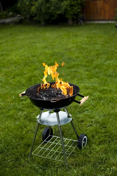 Vuur, hete grillen — Stockfoto