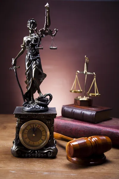Soudci dřevěné kladívko — Stock fotografie