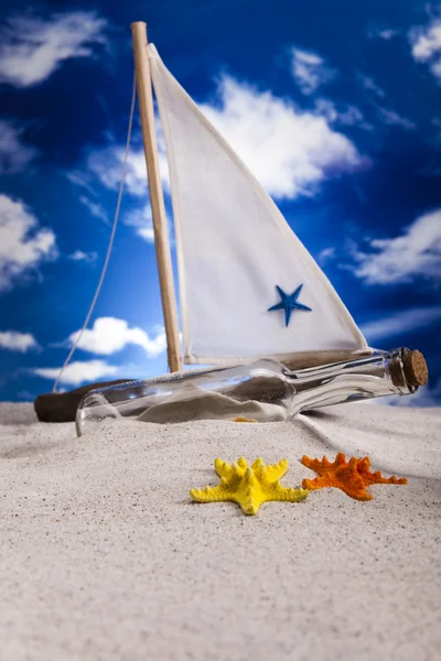Concetto barca a vela, vacanza, estate, spiaggia Fondo — Foto Stock