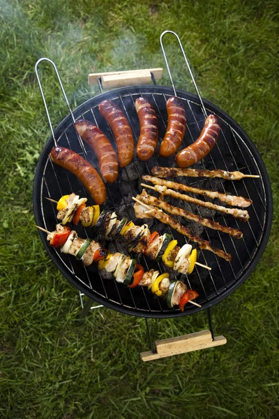 Cuisson sur le barbecue — Photo