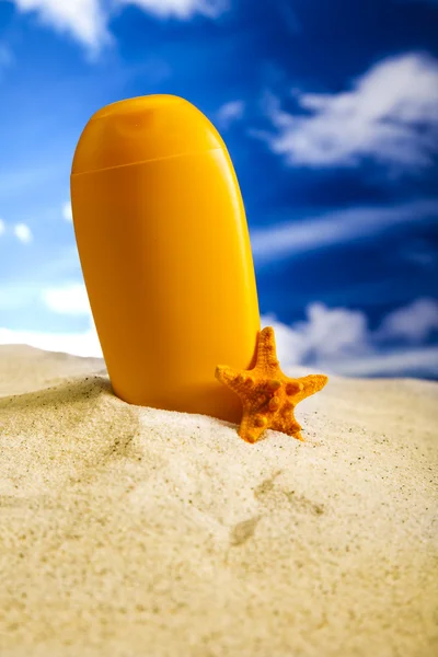 Férias de verão, bronzeado do sol na praia — Fotografia de Stock