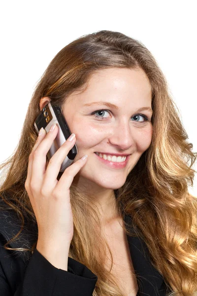 Donna d'affari sul suo cellulare isolato su uno schienale bianco — Foto Stock