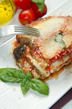 Patlıcan parmigiana