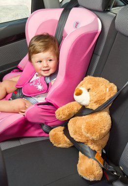 Bebek kız gülümseme araba