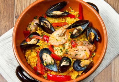 Paella.