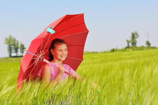 Adolescente chica con paraguas — Foto de Stock