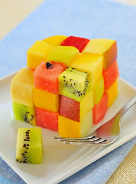 Salada de frutas de cubo — Fotografia de Stock