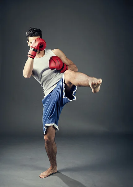 Boxeador de patadas — Foto de Stock