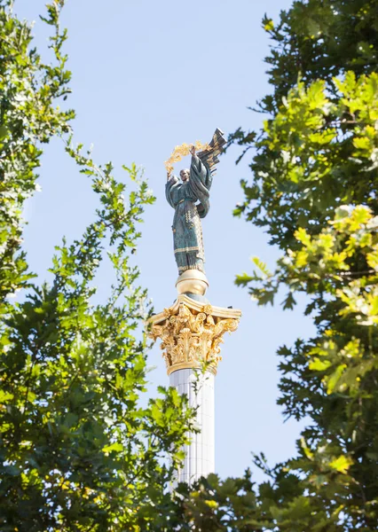Μνημείο ανεξαρτησίας στο Κίεβο — Φωτογραφία Αρχείου