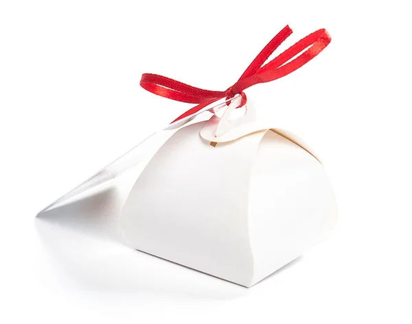 Συσκευασία δώρου για γλυκά, απομονωθεί σε λευκό φόντο — Φωτογραφία Αρχείου