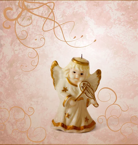 Anioł w stylu skrzypce na tle nieczysty brązowy — Zdjęcie stockowe