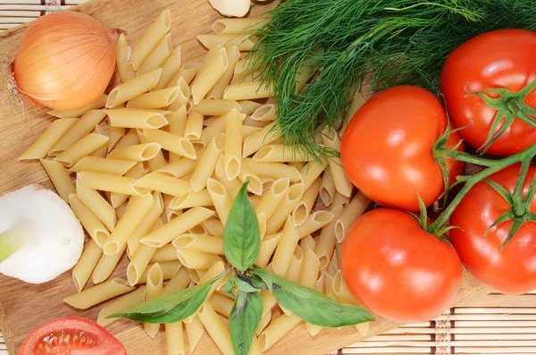 Nudeln und Gemüse — Stockfoto
