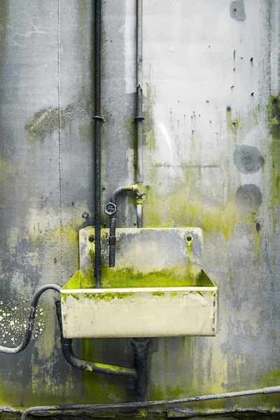 Paslı çelik musluk suyu — Stok fotoğraf