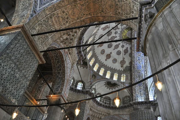 Dentro da Mesquita Azul, Istambul — Fotografia de Stock