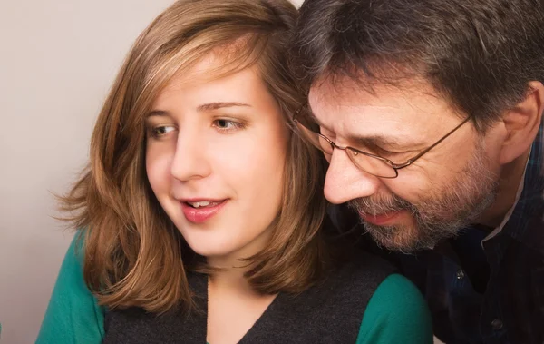 Pappa och hans dotter — Stockfoto