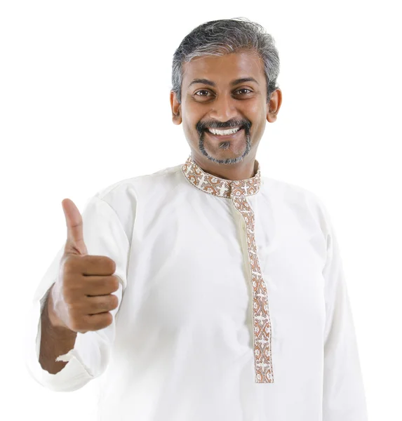 拇指向上的印度籍男子 — 图库照片