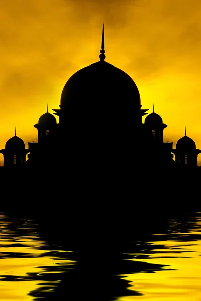 Silhouette di una moschea — Foto Stock