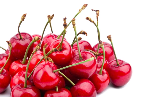 Söt körsbär frukt isolerad på vit bakgrund — Stockfoto
