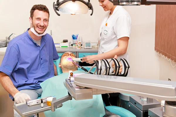 Sorriso dentista — Fotografia de Stock