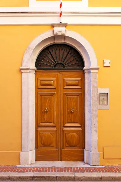 Αψίδα πόρτα — Φωτογραφία Αρχείου