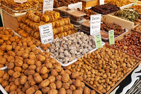 Ořechy obchod — Stock fotografie