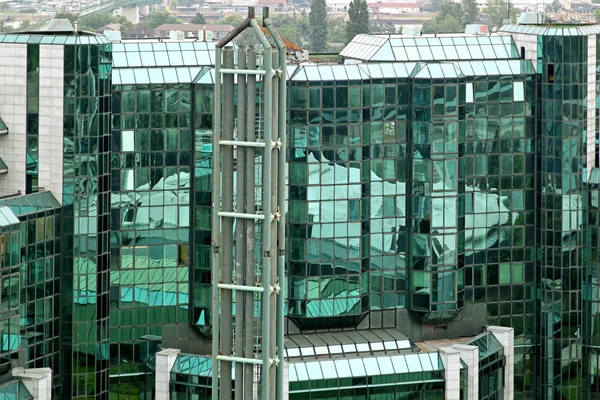 Green glass building — Stock Photo, Image