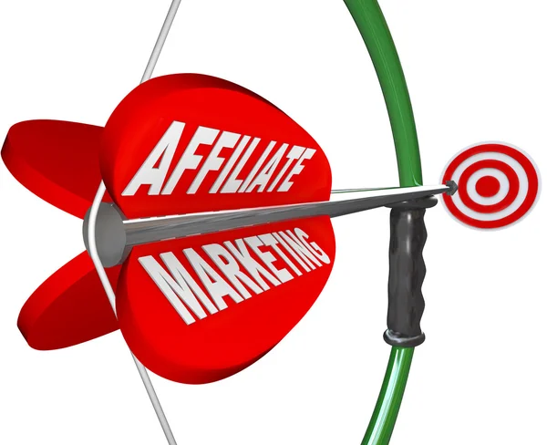 Affiliate Marketing Bow and Arrow Aimed at Target — Stock Photo, Image