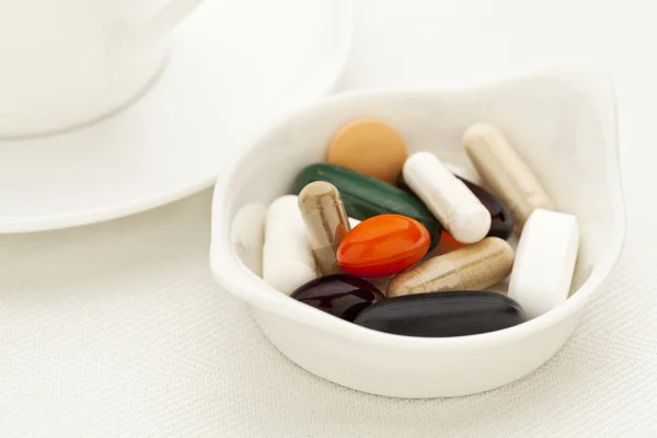 Vitamin and supplement pills — Stock Photo, Image
