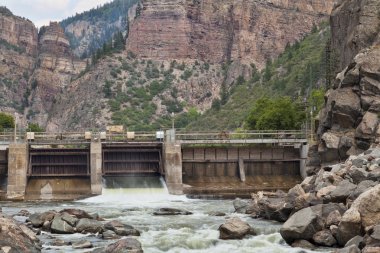 colorado Nehri üzerinde shoshonee Barajı