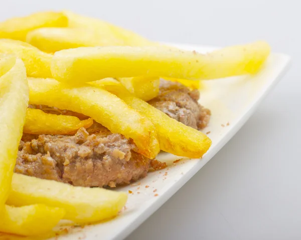 Hambúrguer e batatas — Fotografia de Stock