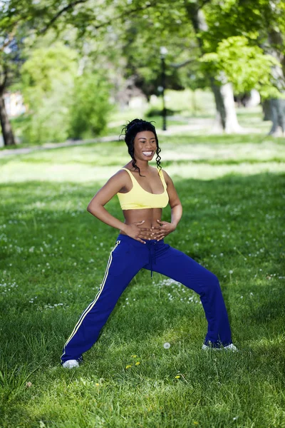 Young African American Exercising in Park Sweat Pants — Stock Photo, Image