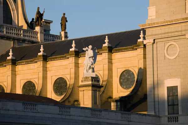 Detalles Catedral de la Almudena en Madrid —  Fotos de Stock