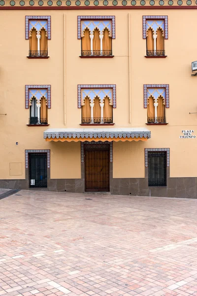 Talo Plaza del Triunfossa — kuvapankkivalokuva