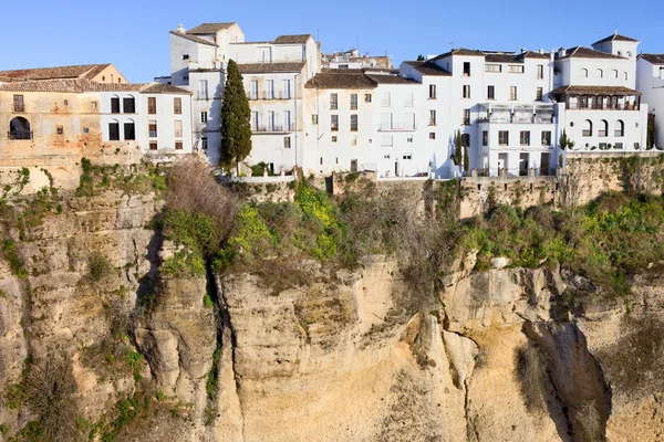 Maisons sur une falaise à Ronda — Photo