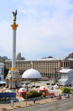 Ukrayna Kiev başkenti maidan nezalezhnosti fan zone hazırlanıyor.