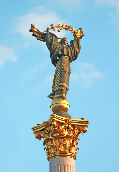 Onafhankelijkheidsplein in kiev, Oekraïne — Stockfoto