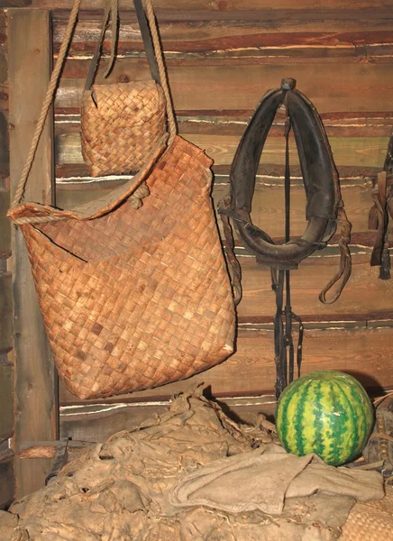Potten in een boer hut — Stockfoto