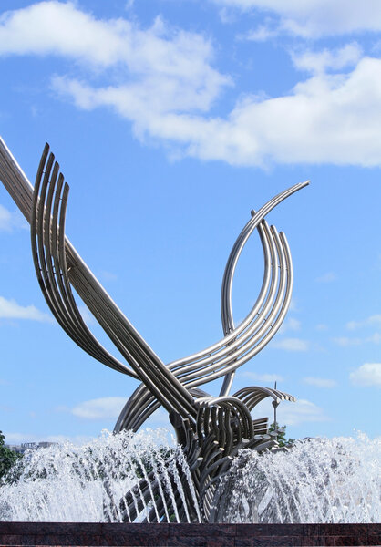 Фонтан, "Изнасилование Европы
"