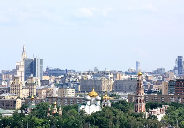 Novodevichy manastır kule — Stok fotoğraf