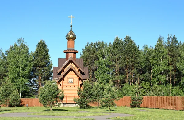 乡村景观与教会 — 图库照片