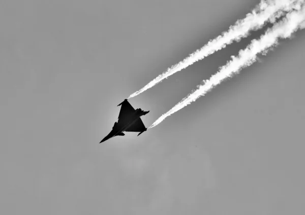 stock image Demonstrative performance by the jet Dassault Rafale at the air