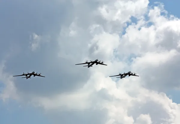Russian strategic bombers in flight — Stock Photo, Image
