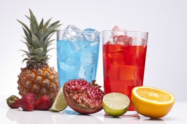 egzotik alkollü içecekler ile meyve ayarla