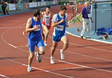 Runners competing clipart