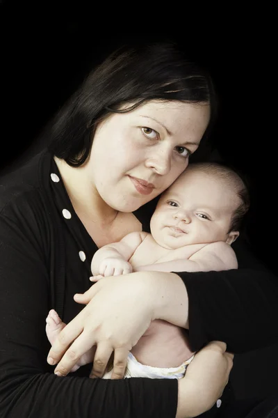 Liebevolle Mutter und süßes Baby — Stockfoto