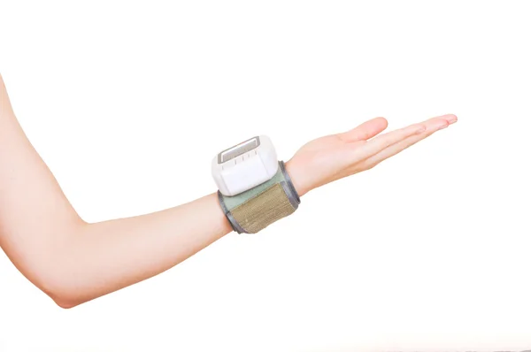 Nahaufnahme eines Blutdruck-Monito zur Hand — Stockfoto