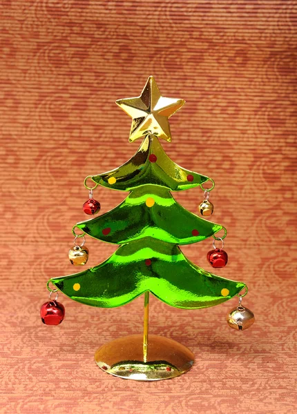 Kovové vánoční strom — Stock fotografie