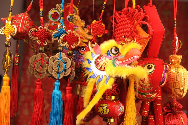 Китайская новогодняя каллиграфия для слов означает счастливый год дракона — стоковое фото